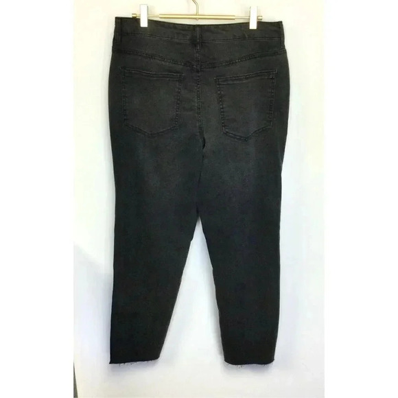 NWT Stitch Star Womens Black Distressed High-Rise Ankle Straight Jeans Size 12 - Picture 2 of 12